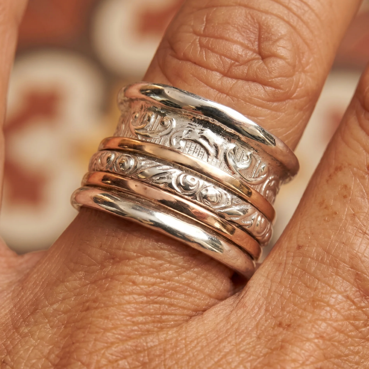 Ana | Anillo Grabado Bicolor
